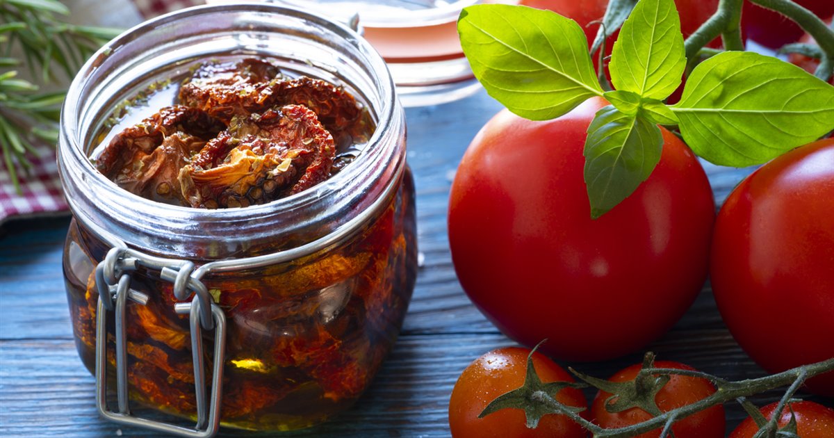 Tomates secos: todos los trucos para usarlo en cocina y las nueve recetas  en las que más brilla
